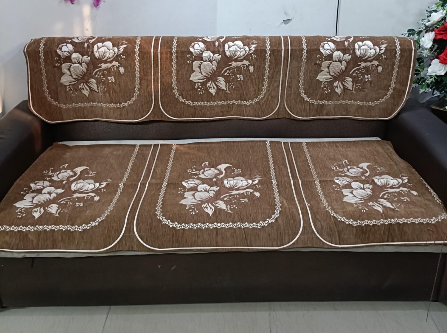 Shaneel sofa cover