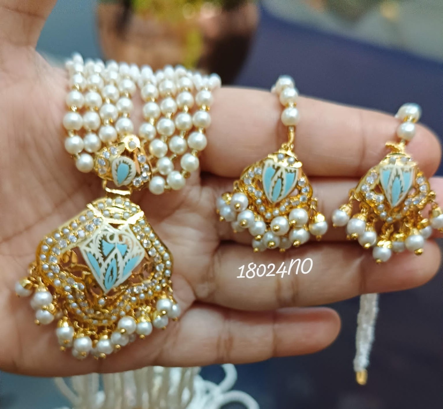 Kundan jewellery set