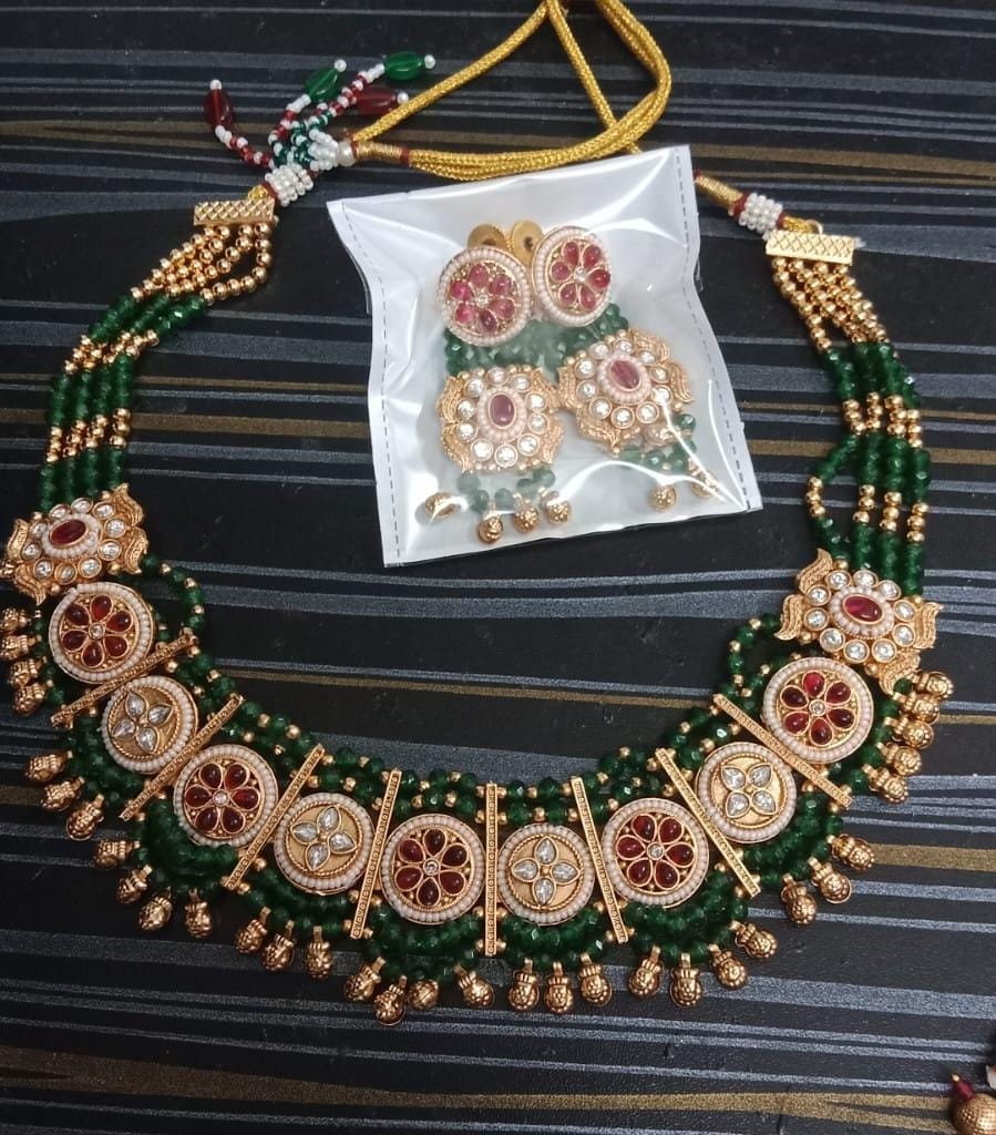 Necklace with earrings