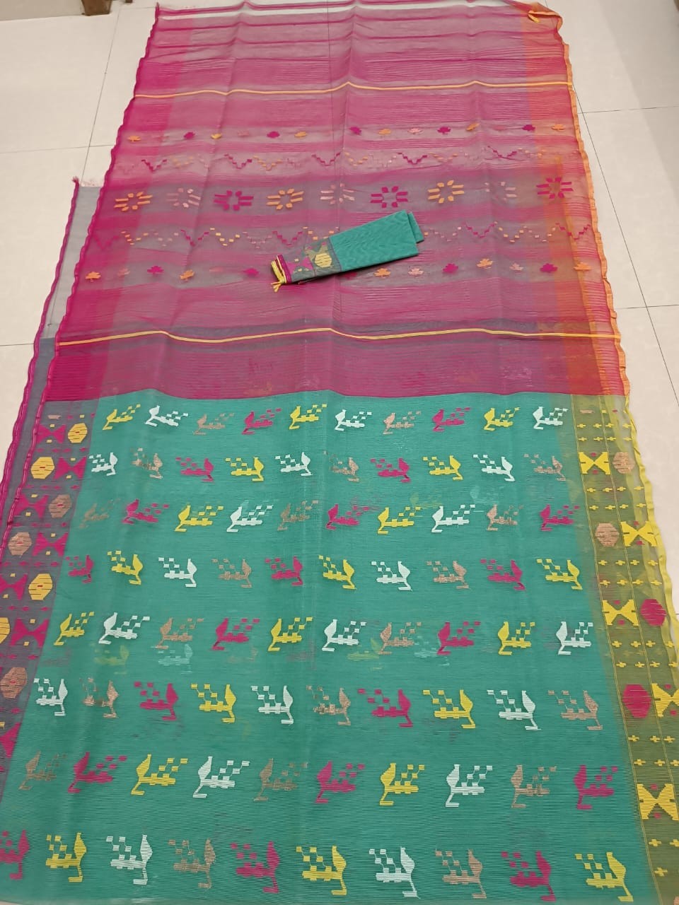 Half silk jamdani saree