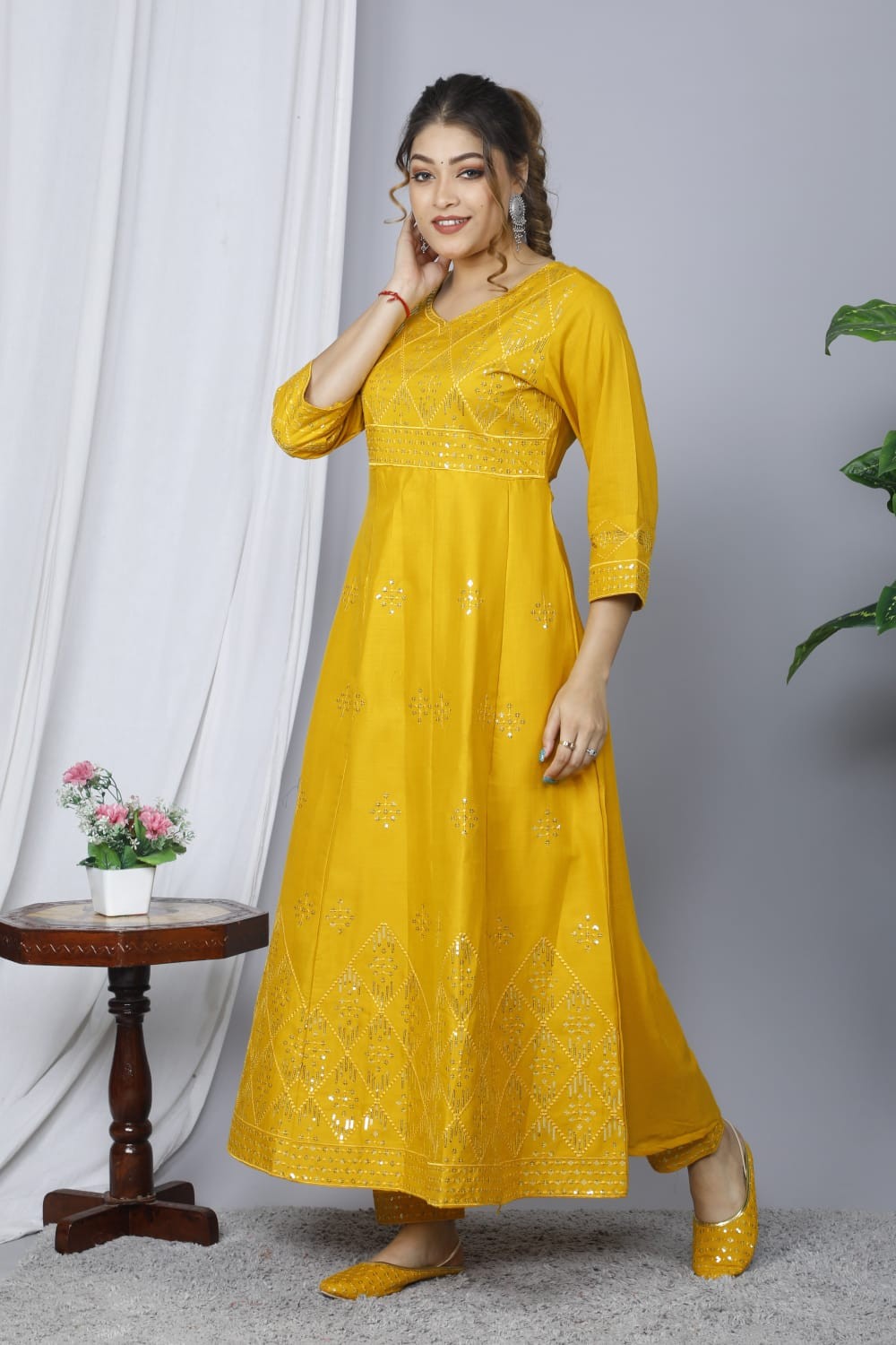 Anarkali Kurta pant with juti