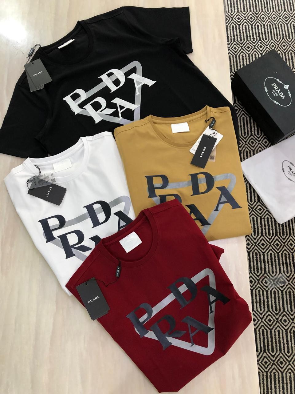 PRADA VERY PREMIUM CREW NECK TSHIRTS