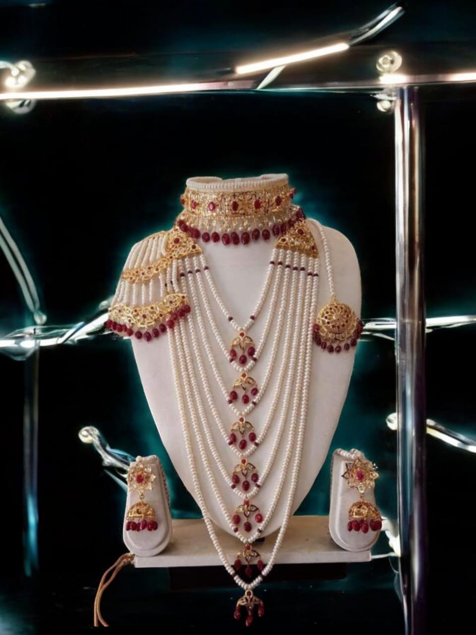 Hyderabadi Jadavi  jewelry