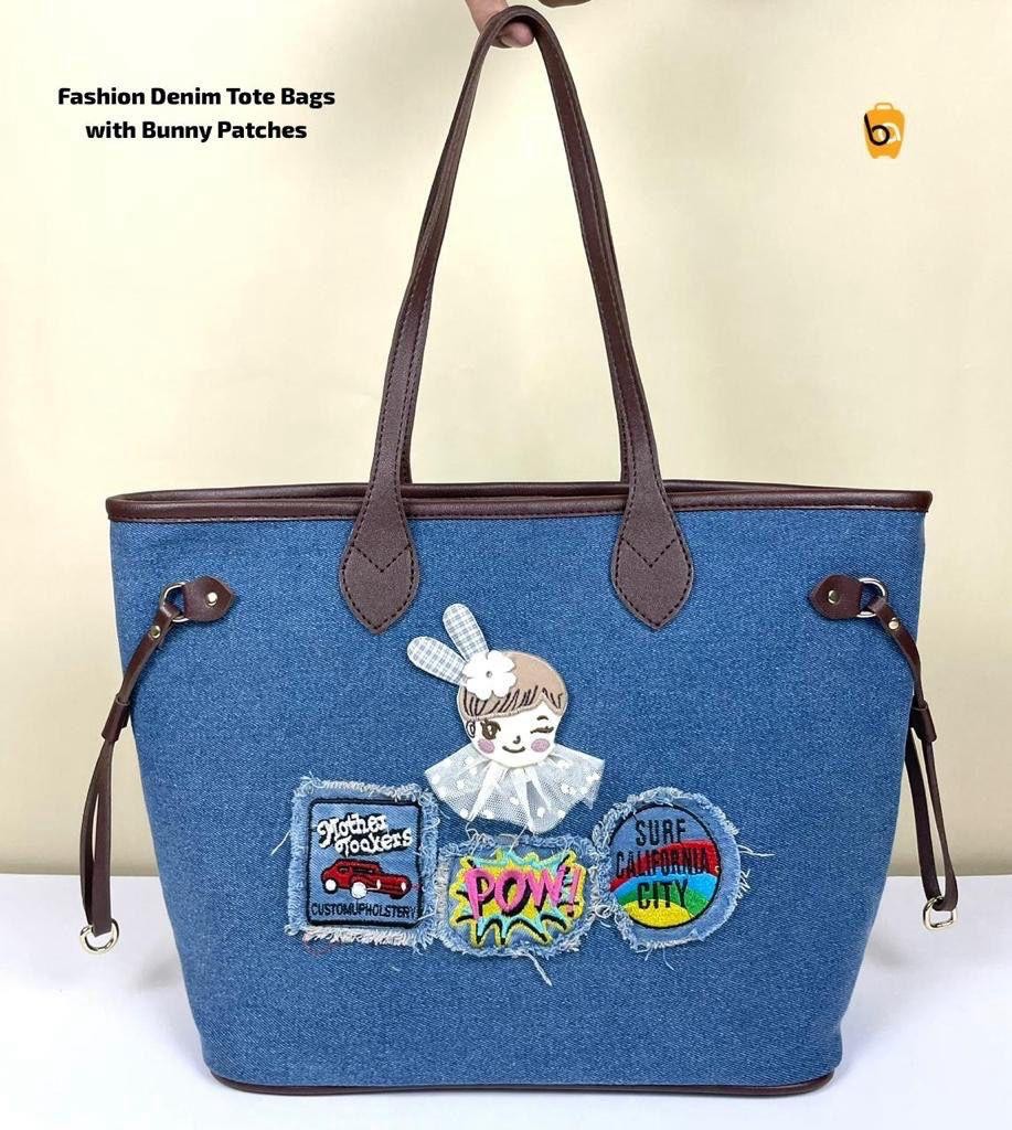 fashion Tote with carry your daily bag