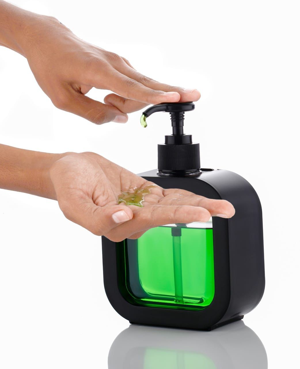 Liquid soap dispenser